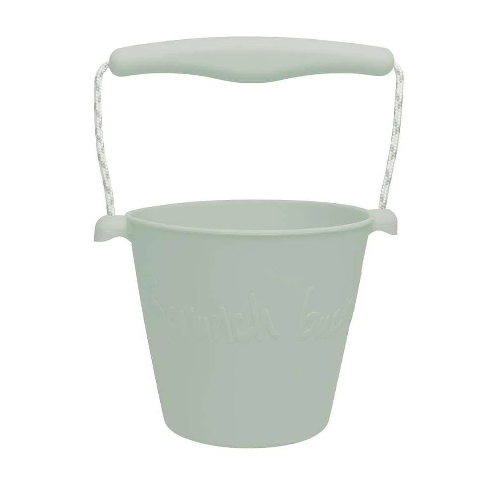 Balde de Praia em Silicone Scrunch Verde Seco Sage