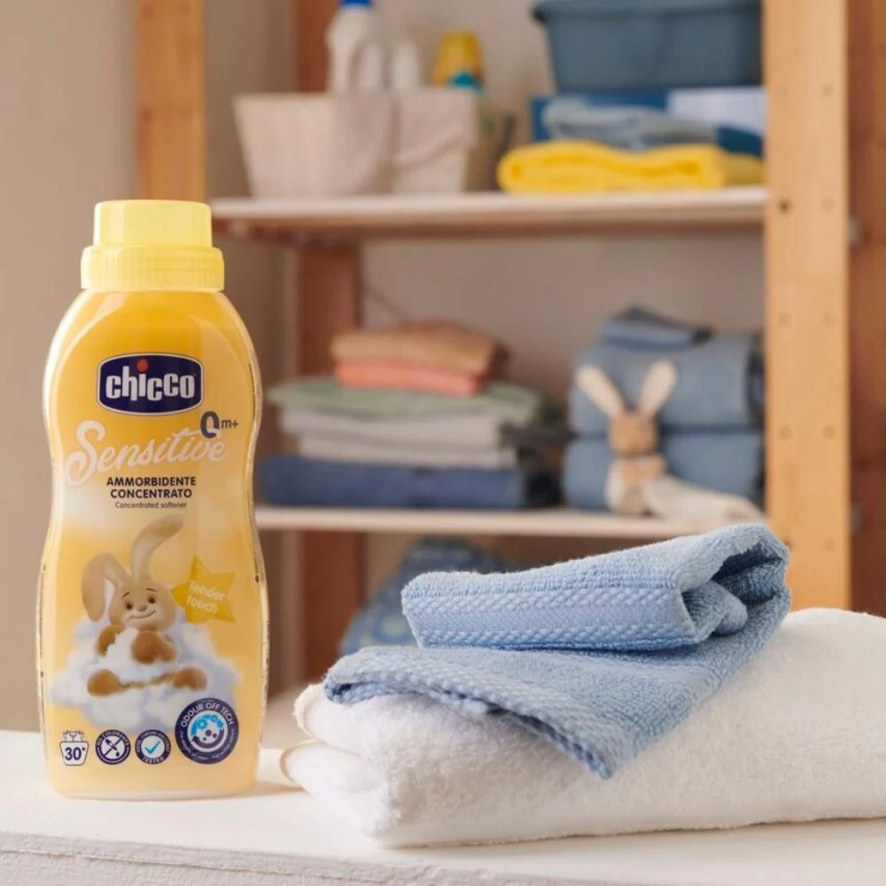 Amaciador de Roupa Chicco Sensitive Baunilha 750ml - Image 3
