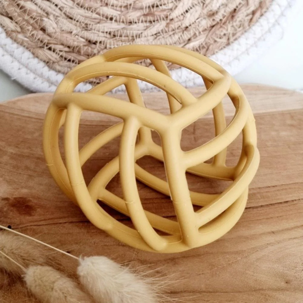 Bola Mordedor em Silicone Rammelaartje Ocher Yellow - Image 2