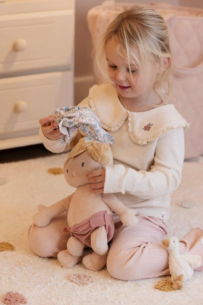 Boneca Peluche Little Dutch Bebé Júlia com Acessórios - Image 10
