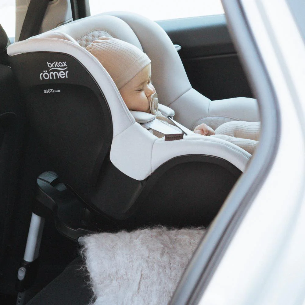 Britax Römer DualFix 5Z Lux Soft Taupe 61-105cm - Image 16