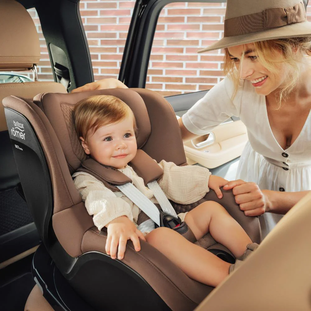 Britax Römer DualFix Pro M Lux Warm Caramel 61-105cm - Image 8