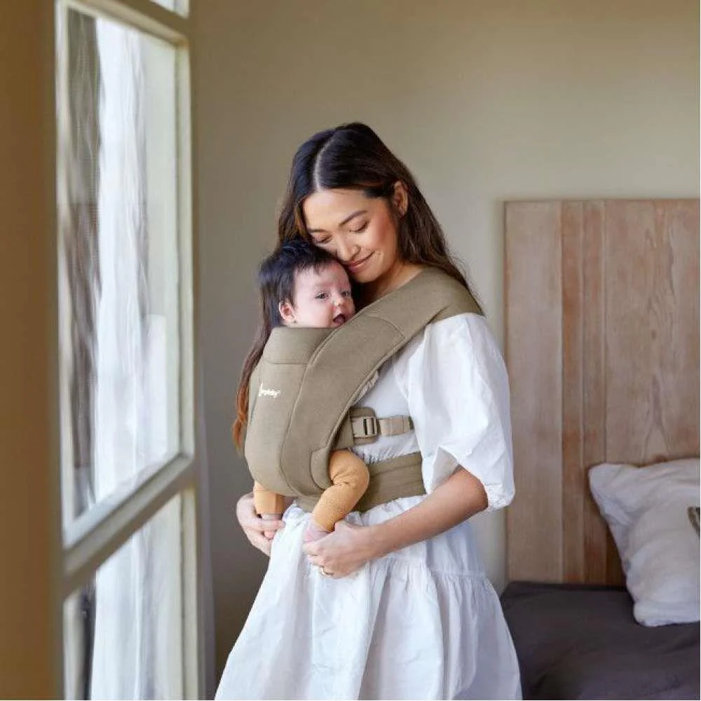 Marsúpio/Porta-Bebés Ergobaby Embrace Knit Soft Olive - Image 3
