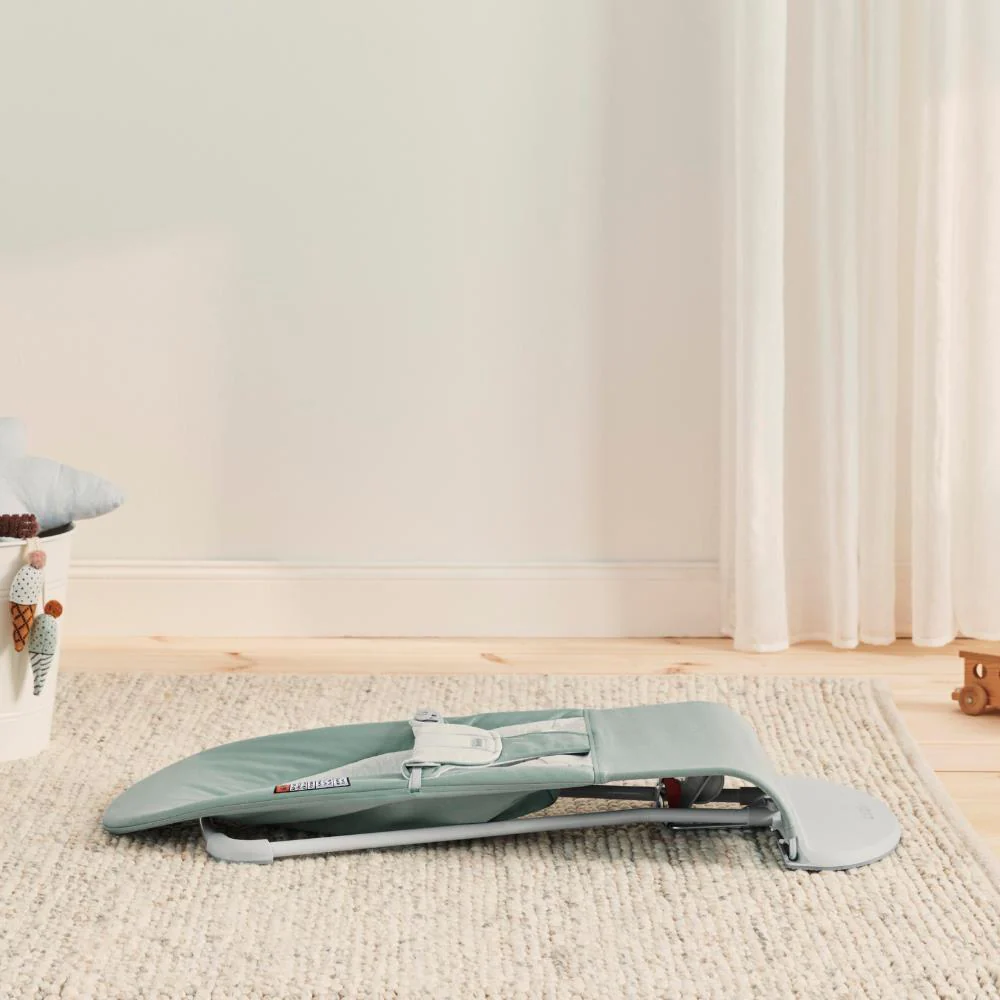 Espreguiçadeira BabyBjörn Balance Soft Jersey Light Sage - Image 4