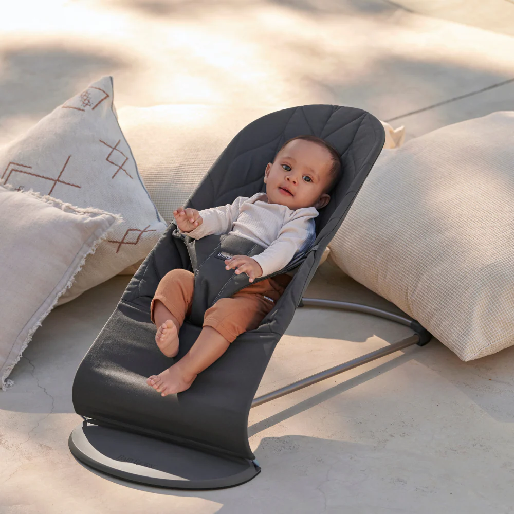 Espreguiçadeira BabyBjörn Bliss Petal Anthracite + Brinquedo Googly Eyes - Image 11