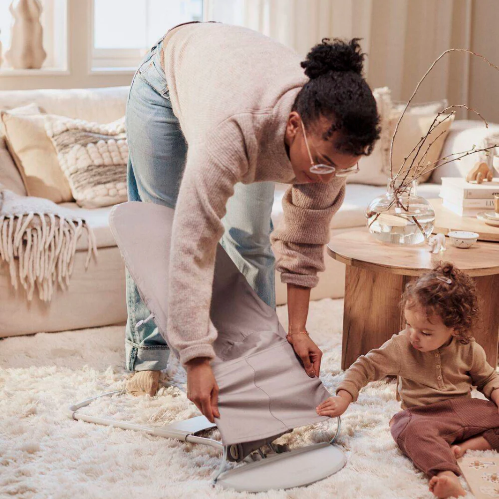 Espreguiçadeira BabyBjörn Bliss Petal Sand Grey - Image 18