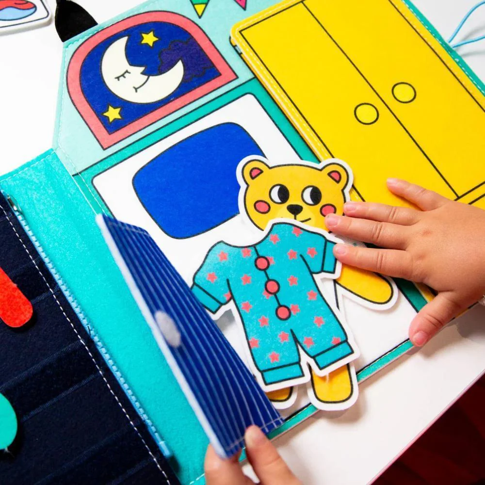 Livro OMY Little Montessori Play Kit My Day - Image 4