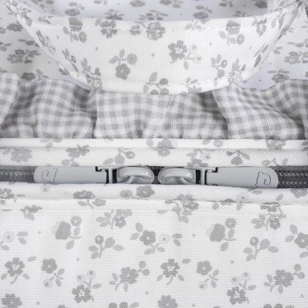 Mala de Maternidade Pasito a Pasito Little Bloom Flowers Grey - Image 7