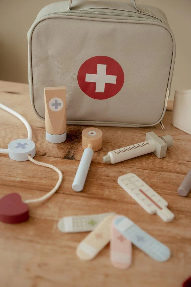 Mala de Médico Little Dutch com 10 Acessórios em Madeira - Image 8