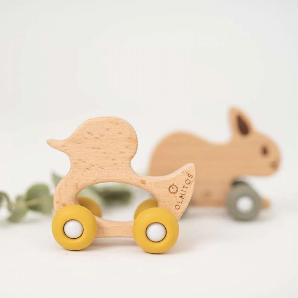 Pato em Madeira com Rodas em Silicone - Image 3