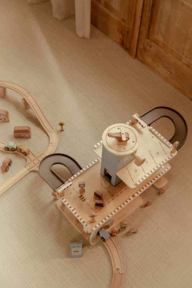 Parque de Estacionamento em Madeira Little Dutch - Image 9