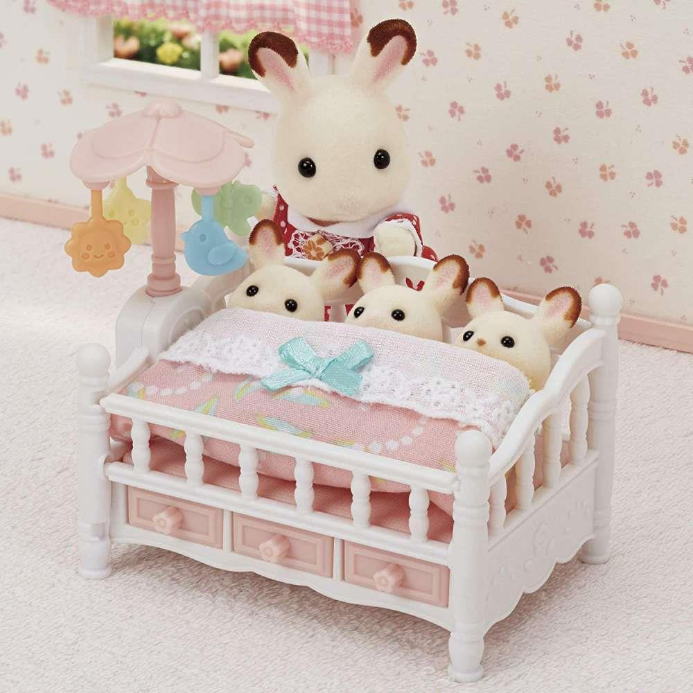 Berço dos Trigémeos com Móbile Sylvanian Families - Image 3